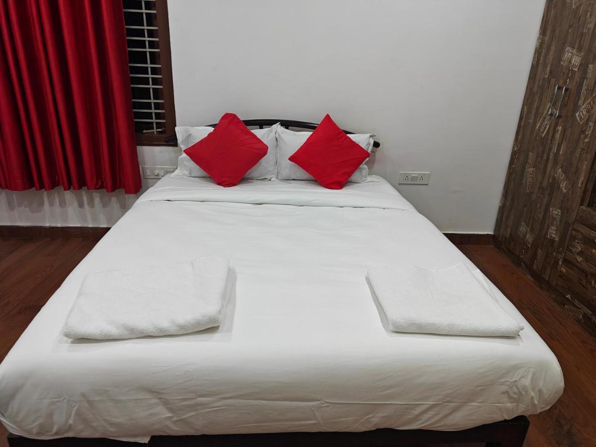 Beautiful 4bhk Duplex *