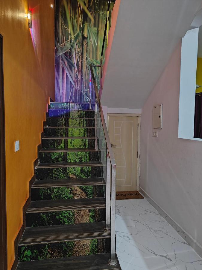 Beautiful 4bhk Duplex *